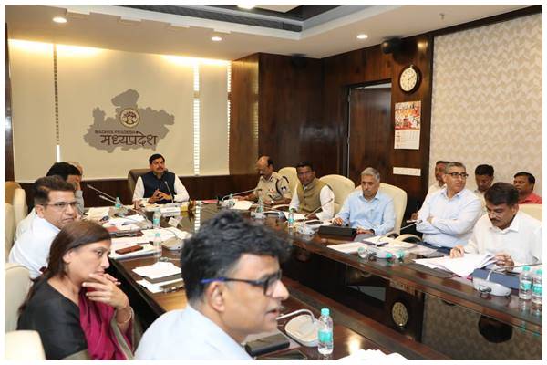 प्रधानमंत्री के आगामी 17 सितम्बर को मध्य प्रदेश दौरे की तैयारियों को लेकर मुख्यमंत्री डॉ. मोहन यादव ने आज मंत्रालय में ली अधिकारियों की बैठक…