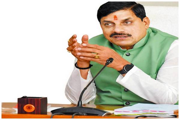 खाद वितरण में अव्यवस्था पर कलेक्टर होंगे जिम्मेदार