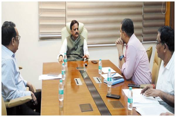 रीवा में खाद वितरण व्यवस्था को बनाए सुविधाजनक: राजेंद्र शुक्ल