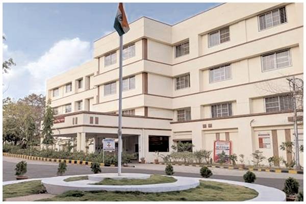 मंत्री परमार ने एनआईआरएफ- 2025 में उल्लेखनीय रैंकिंग मिलने पर, आईईएचई संस्थान परिवार को बधाई दीं