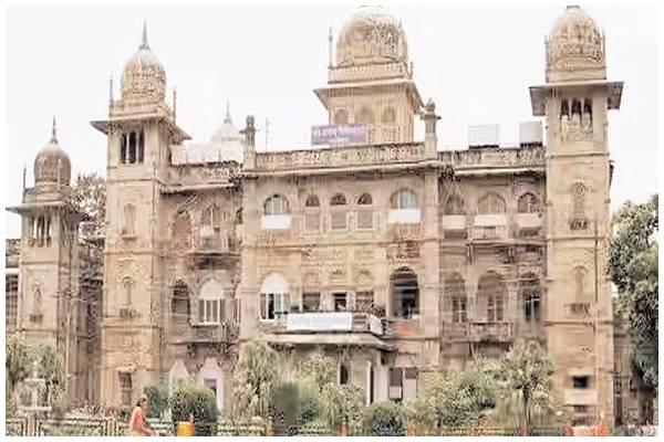 अब जयारोग्य अस्पताल में कफऩ के लिए मांगे 500 रुपए
