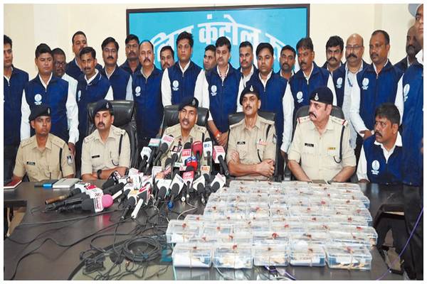 इंसाफ बैंक लूट का खुलासा, मास्टरमाइंड गिरफ्तार