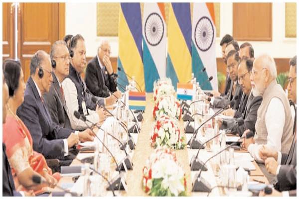 हम पार्टनर नहीं, एक परिवार हैं : नरेंद्र मोदी