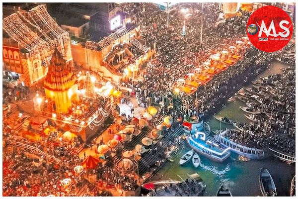 25 lakh lamps illuminated the 84 ghats of kashi, with salutes from soldiers of the army, navy, air force, crpf, and ncc