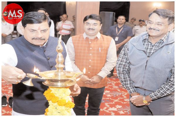 the government is keeping its promise to provide jobs for the youth