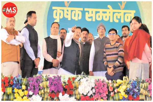 उप मुख्यमंत्री ने किसान सम्मेलन की तैयारियों का लिया जायजा