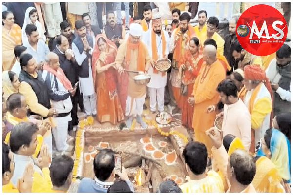 आस्था और इबादत के शहर, धार ने रखा अभिनंदनीय धैर्य