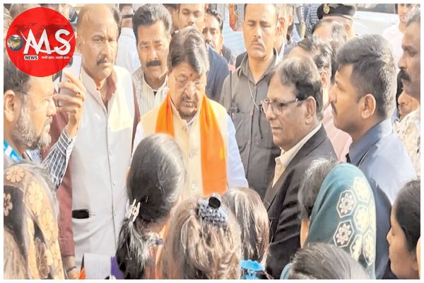 हमें आपका चेक नहीं चाहिए…