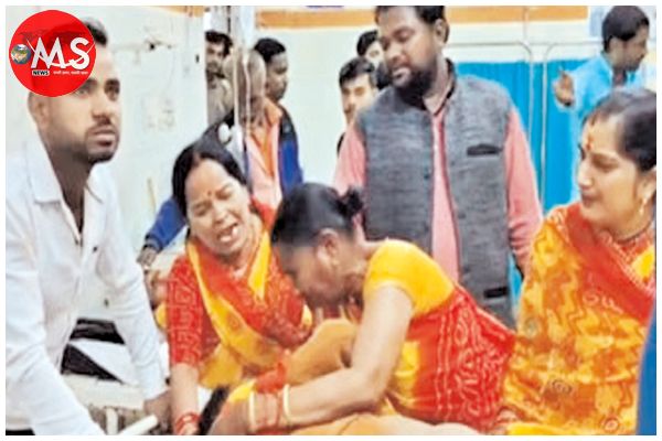 ग्वालियर के डबरा में नवग्रह पीठ कलश यात्रा में भगदड़