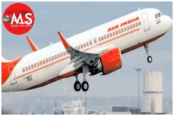 एअर इंडिया की दिल्ली-बेंगलुरु फ्लाइट रनवे से टकराई, यात्री सुरक्षित