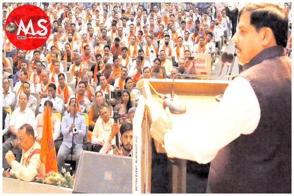 सीएम ने अतिथि विद्वानों को दिए राहत के संकेत