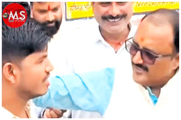 दतिया उपचुनावः लठ से वोट डलवाएंगे, वीडियो असली है या एडिटेड, इसकी पुष्टि अभी नहीं